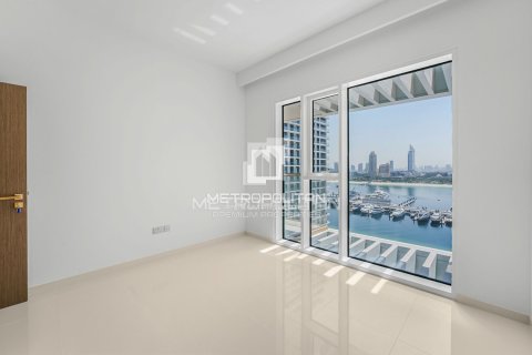 2 غرف نوم شقة في EMAAR Beachfront, الإمارات العربية المتحدة رقم 128815 17