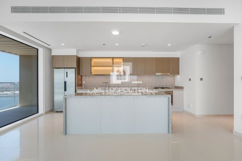 2 غرف نوم شقة في EMAAR Beachfront, الإمارات العربية المتحدة رقم 128815 7