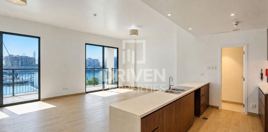 Apartment de 3 dormitorios en La Mer, UAE No. 221385