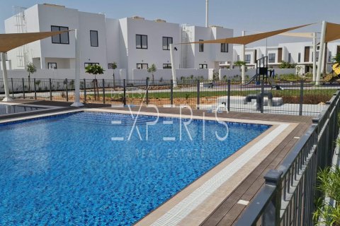 Townhouse de 2 dormitorios en Al Ghadeer 2, UAE No. 224276 21