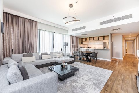 Квартира с 3 спальнями в Zabeel, ОАЭ №223052 6