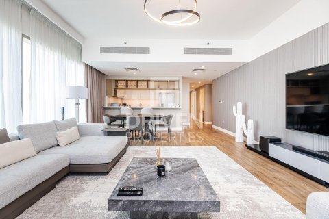 Квартира с 3 спальнями в Zabeel, ОАЭ №223052