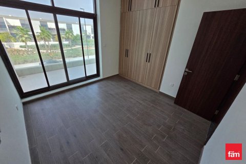 4 bedrooms Villa in Dubai, UAE No. 115894