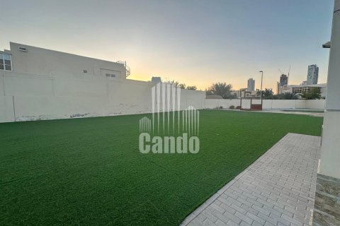5 غرفة نوم فيلا في Al Barsha 2, الإمارات العربية المتحدة رقم 43567 3