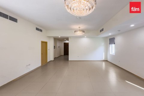 Townhouse de 4 dormitorios en Dubai, UAE No. 223886 3