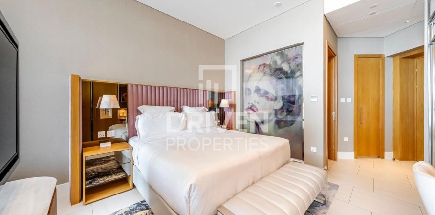 Studio Apartment in SLS Dubai Hotel & Residences, UAE No. 214380