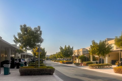 3 bedrooms Townhouse in Dubai South (Dubai World Central), UAE No. 213075 19