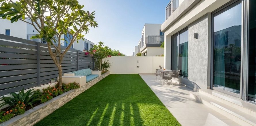 4 bedrooms Villa in Dubai Hills Estate, UAE No. 160580
