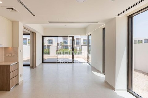 Villa de 3 dormitorios en The Valley, UAE No. 217714 4