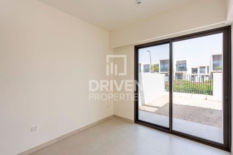 Villa de 3 dormitorios en The Valley, UAE No. 217714 13