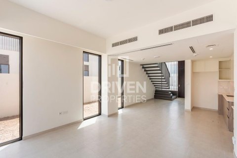 Villa de 3 dormitorios en The Valley, UAE No. 217714 3