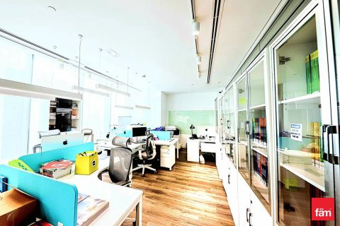 379.8m² Office in Business Bay, UAE No. 216319 14