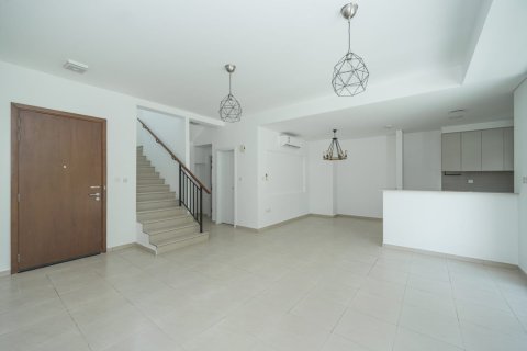 3 bedrooms Townhouse in Zahra Townhouses, UAE No. 166951