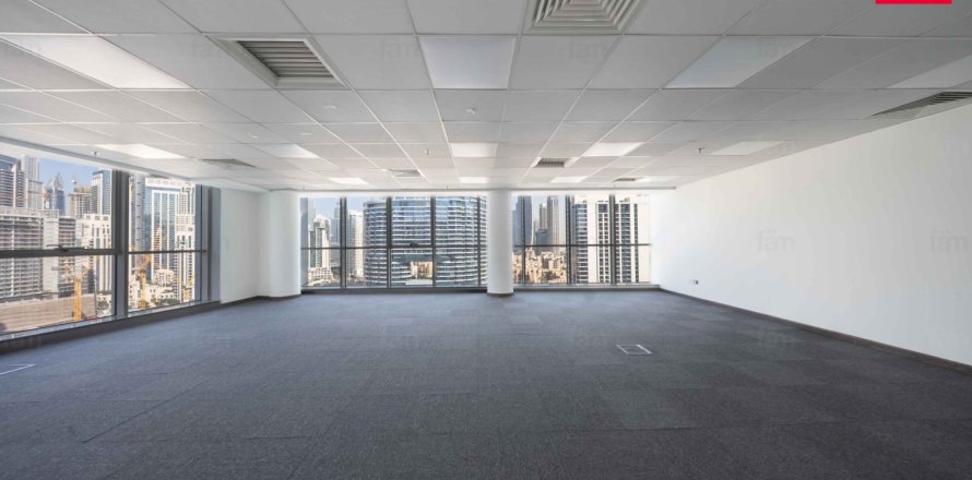 105.3m² Office in Business Bay, UAE No. 216086