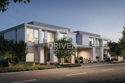 3 bedrooms Villa in EMAAR South, UAE No. 211525