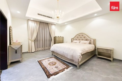 5 bedrooms Villa in Dubai, UAE No. 226929 21