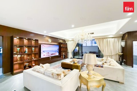 5 bedrooms Villa in Dubai, UAE No. 226929 4
