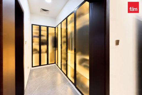 5 bedrooms Villa in Dubai, UAE No. 226929 26