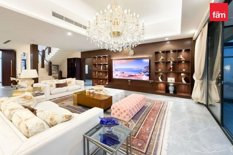 5 bedrooms Villa in Dubai, UAE No. 226929 6