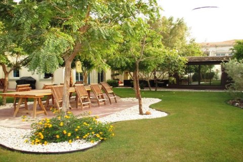 Вилла с 4 спальнями в Dubai Hills, ОАЭ №3795 7