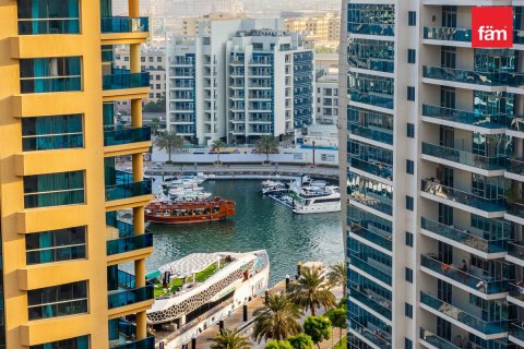 Appartement de 3 chambres à Dubai, UAE No. 220248