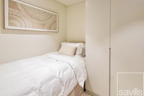 Квартира с 3 спальнями в EMAAR Beachfront, ОАЭ №214021 13