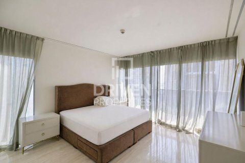 Apartment de 2 dormitorios en The Crescent, UAE No. 221523 11