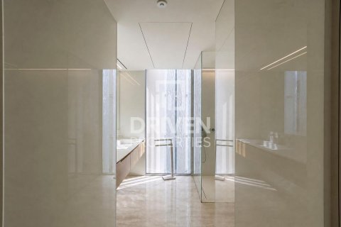 Apartment de 2 dormitorios en The Crescent, UAE No. 221523 22