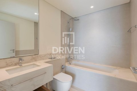 2 bedrooms Apartment in EMAAR Beachfront, UAE No. 212889 12