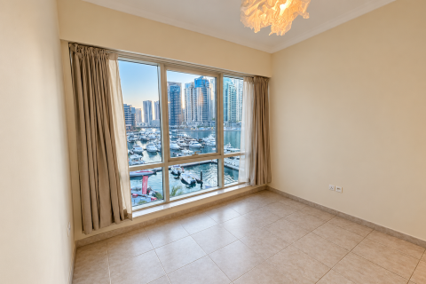 Apartment de 2 dormitorios en Dubai Marina, UAE No. 215359 12