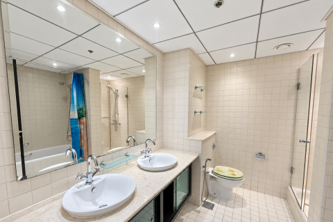 Apartment de 2 dormitorios en Dubai Marina, UAE No. 215359 13