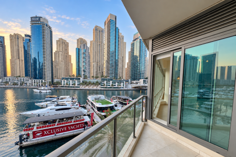 Apartment de 2 dormitorios en Dubai Marina, UAE No. 215359 6