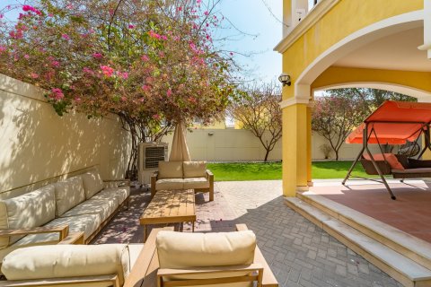 Villa de 3 chambres à Jumeirah Islands, UAE No. 224626 23
