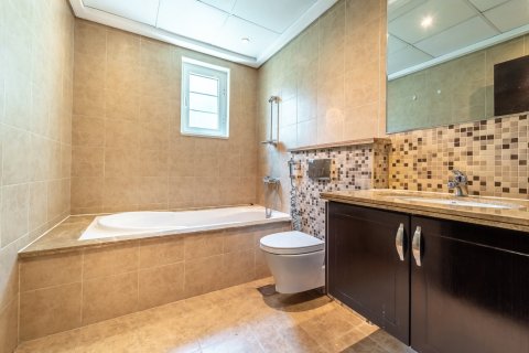 Villa de 3 chambres à Jumeirah Islands, UAE No. 224626 16