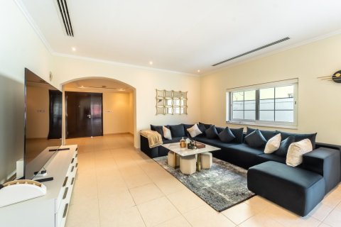 Villa de 3 chambres à Jumeirah Islands, UAE No. 224626 6