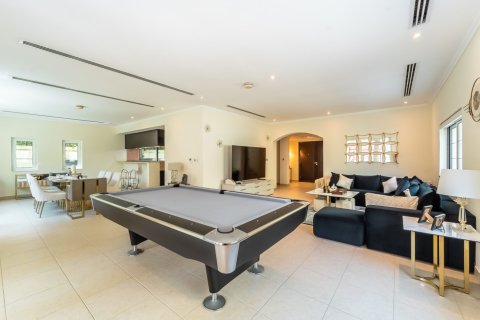 Villa de 3 chambres à Jumeirah Islands, UAE No. 224626 5