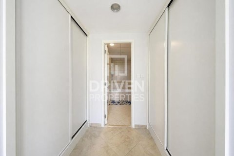 Apartment de 2 dormitorios en Motor City, UAE No. 223175 20