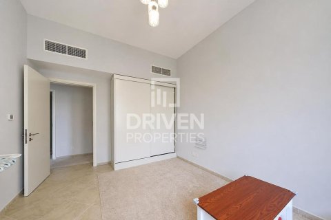 Apartment de 2 dormitorios en Motor City, UAE No. 223175 18