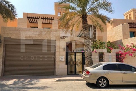 Villa de 3 chambres à Al Mushrif, UAE No. 13424 11