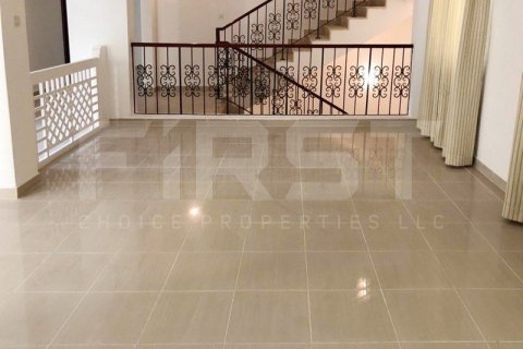 Villa de 3 chambres à Al Mushrif, UAE No. 13424 9