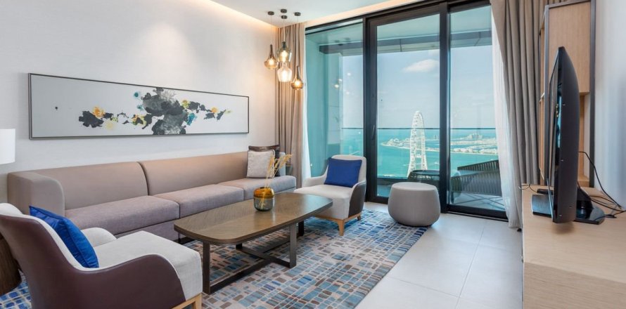 3 bedrooms Apartment in Dubai, UAE No. 165075