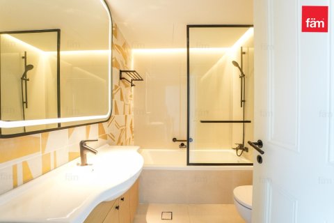 2 bedrooms Apartment in Al Barsha, UAE No. 216099 21