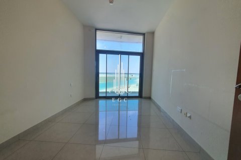 Квартира с 3 спальнями в Shams Abu Dhabi, ОАЭ №22842 4
