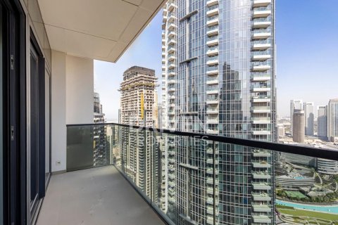 Квартира с 3 спальнями в Opera District, ОАЭ №202898 17