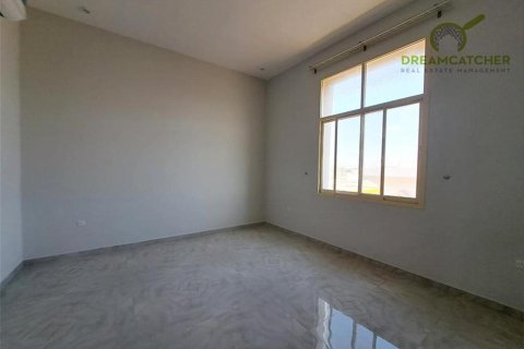 Villa de 8 dormitorios en Seih Al Ghubb, UAE No. 34189 15