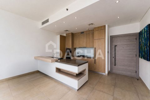 Apartment de 2 dormitorios en The Crescent, UAE No. 203694 10