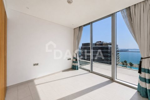 Apartment de 2 dormitorios en The Crescent, UAE No. 203694 11