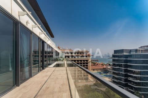 Apartment de 2 dormitorios en The Crescent, UAE No. 203694 25
