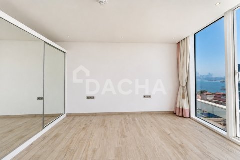 Apartment de 2 dormitorios en The Crescent, UAE No. 203694 18