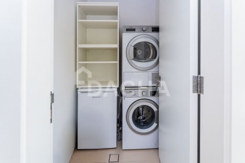 Apartment de 2 dormitorios en The Crescent, UAE No. 203694 29